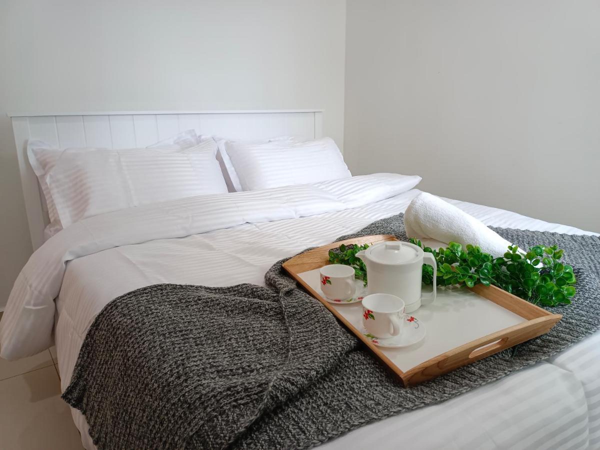 Klia Ehsan Residence Sepang Nilai Greenery 8 Pax Air-Con ภายนอก รูปภาพ