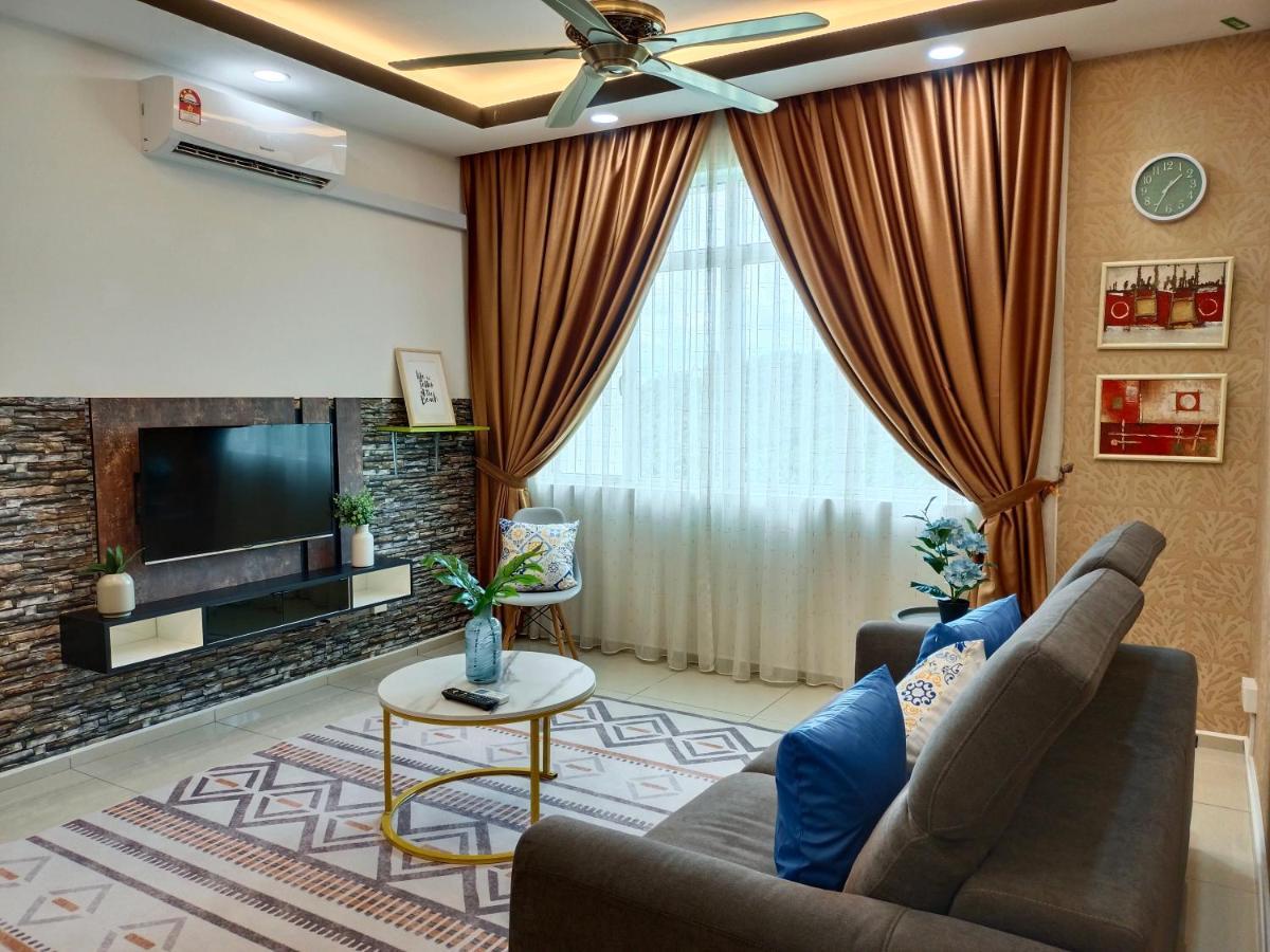 Klia Ehsan Residence Sepang Nilai Greenery 8 Pax Air-Con ภายนอก รูปภาพ