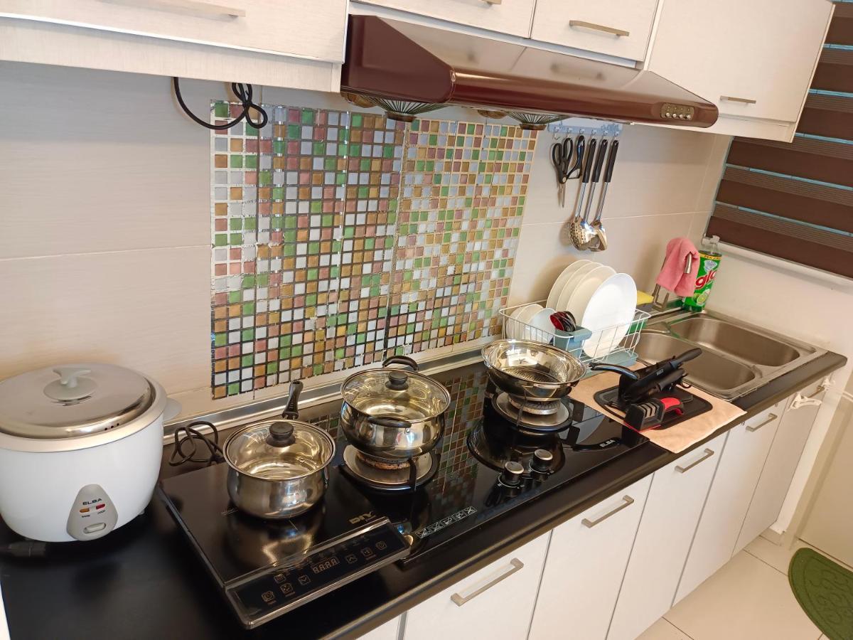 Klia Ehsan Residence Sepang Nilai Greenery 8 Pax Air-Con ภายนอก รูปภาพ