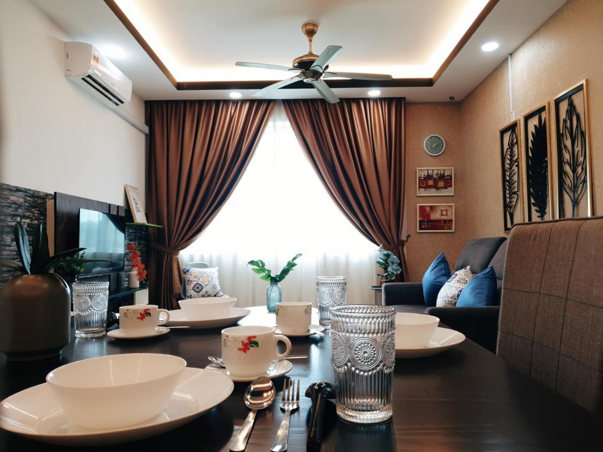 Klia Ehsan Residence Sepang Nilai Greenery 8 Pax Air-Con ภายนอก รูปภาพ
