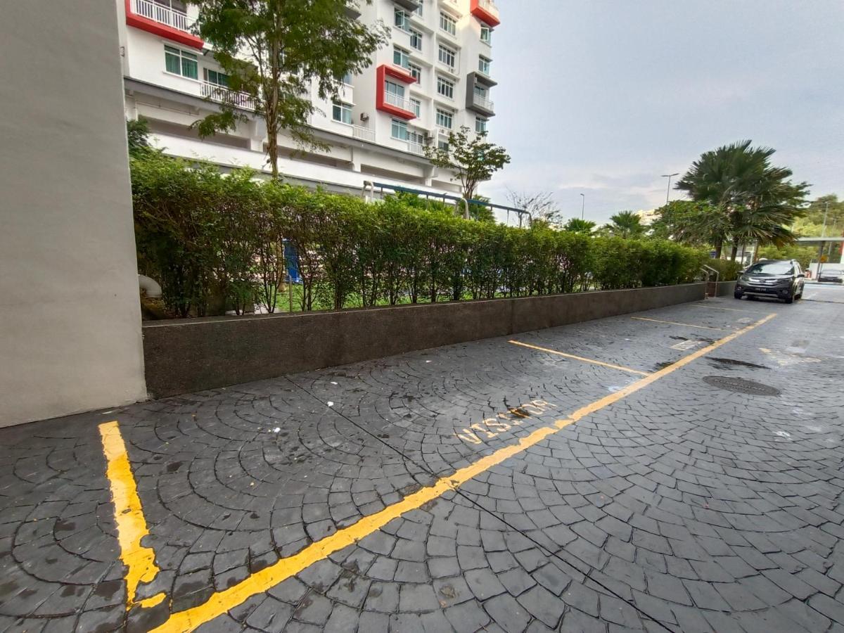 Klia Ehsan Residence Sepang Nilai Greenery 8 Pax Air-Con ภายนอก รูปภาพ