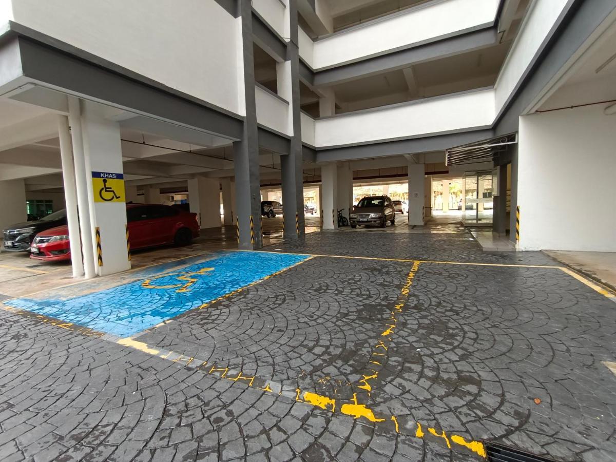 Klia Ehsan Residence Sepang Nilai Greenery 8 Pax Air-Con ภายนอก รูปภาพ