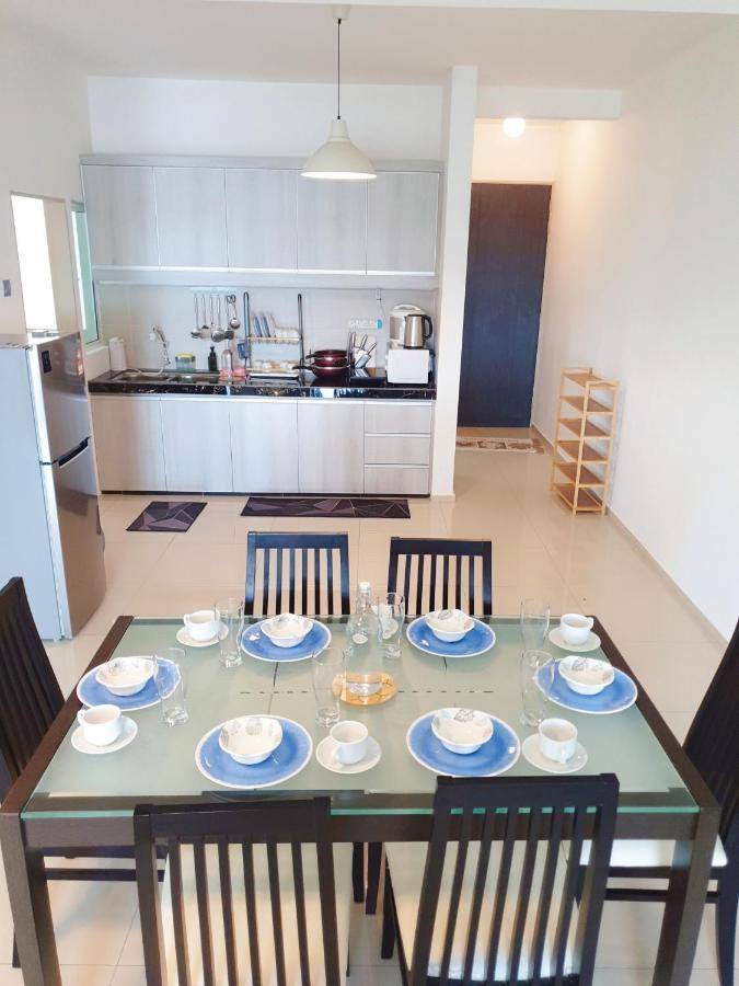 Klia Ehsan Residence Sepang Nilai Greenery 8 Pax Air-Con ภายนอก รูปภาพ