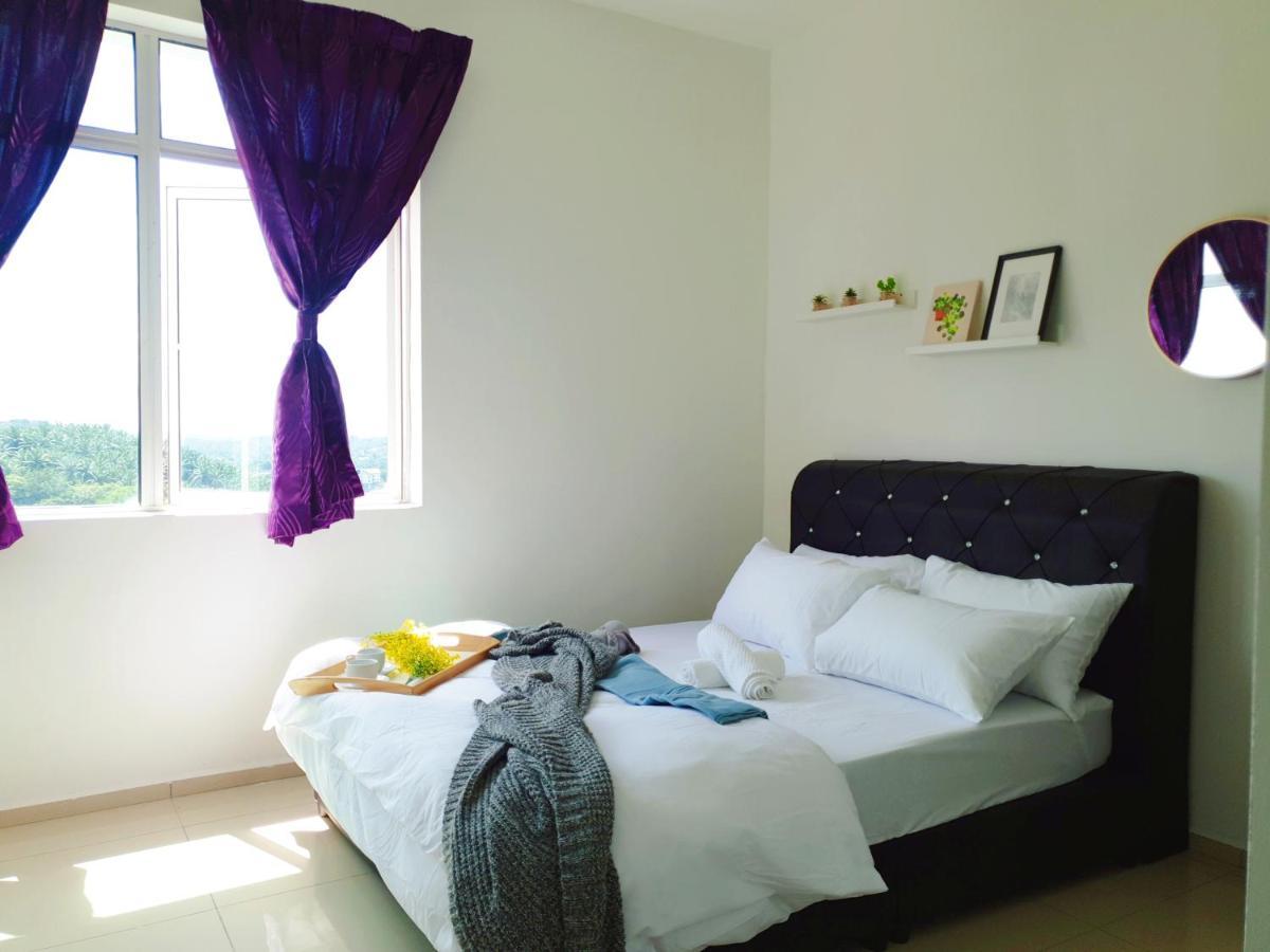 Klia Ehsan Residence Sepang Nilai Greenery 8 Pax Air-Con ภายนอก รูปภาพ