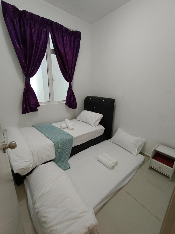 Klia Ehsan Residence Sepang Nilai Greenery 8 Pax Air-Con ภายนอก รูปภาพ