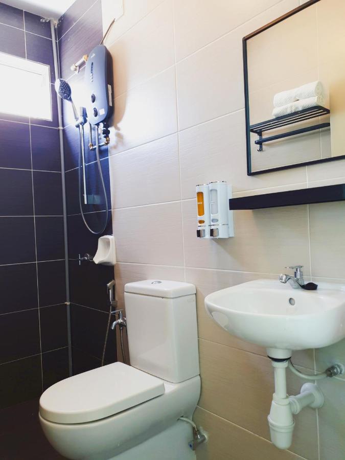 Klia Ehsan Residence Sepang Nilai Greenery 8 Pax Air-Con ภายนอก รูปภาพ