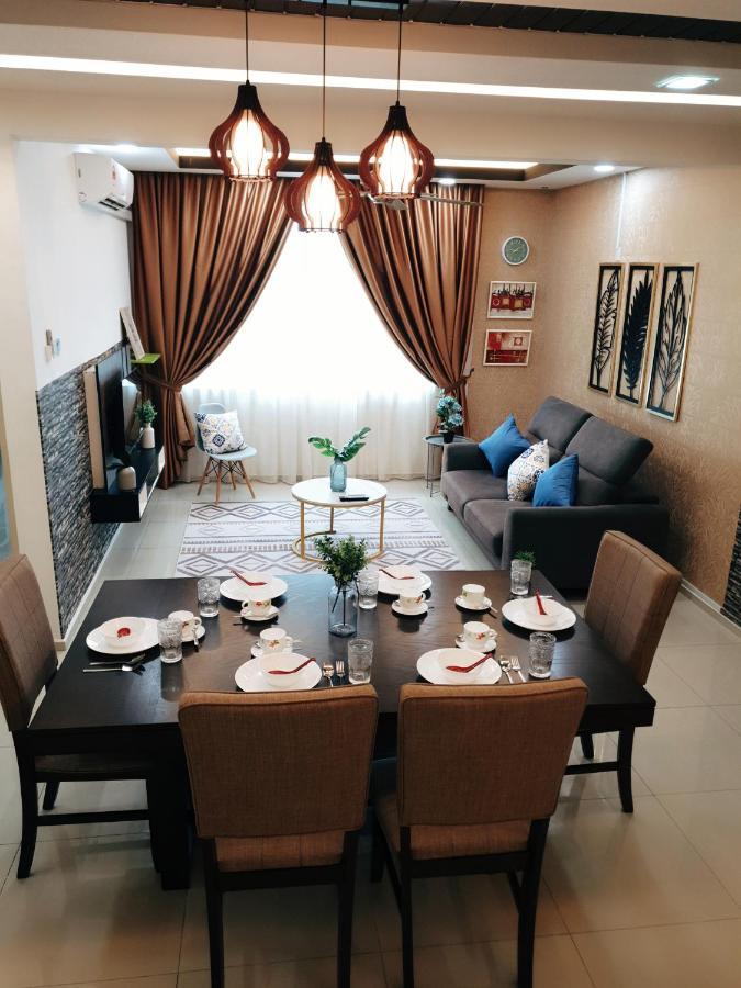 Klia Ehsan Residence Sepang Nilai Greenery 8 Pax Air-Con ภายนอก รูปภาพ