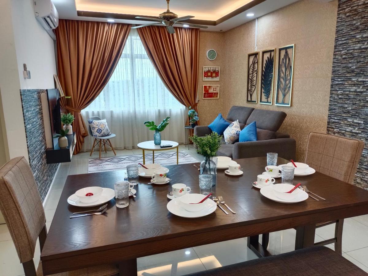 Klia Ehsan Residence Sepang Nilai Greenery 8 Pax Air-Con ภายนอก รูปภาพ